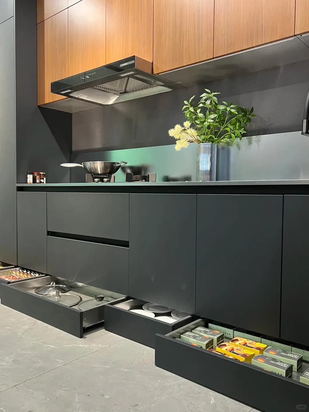 Tôi mất 3 năm mới nhận ra: 8 ngăn kéo này là "phép thuật giữ nhà gọn", thiếu 1 ngăn là tiện nghi giảm hẳn- Ảnh 4.