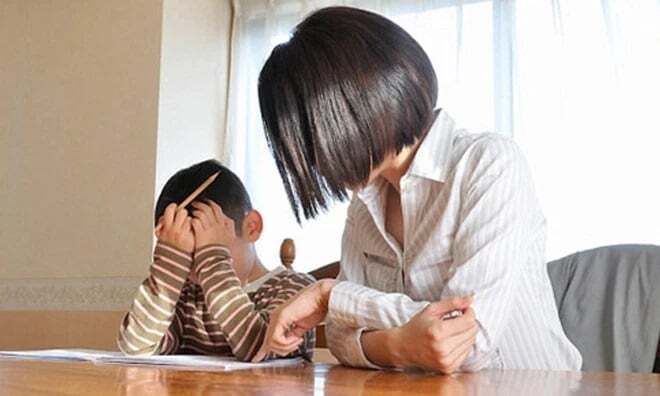 Từ 15/12, cha mẹ cưỡng ép con cái học quá sức có thể bị xử phạt tới 10 triệu đồng- Ảnh 1. Từ 15/12, cha mẹ cưỡng ép con cái học quá sức có thể bị xử phạt tới 10 triệu đồng- Ảnh 1.