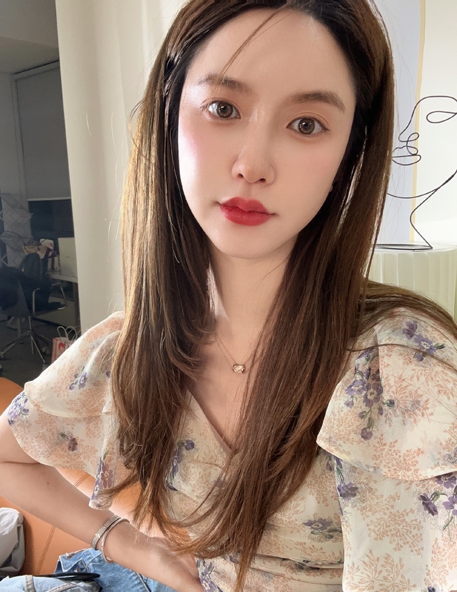 Chủ tịch ngoại tình với nàng thơ, chính thất gọi thẳng tên Chủ tịch ngoại tình với nàng thơ, chính thất gọi thẳng tên