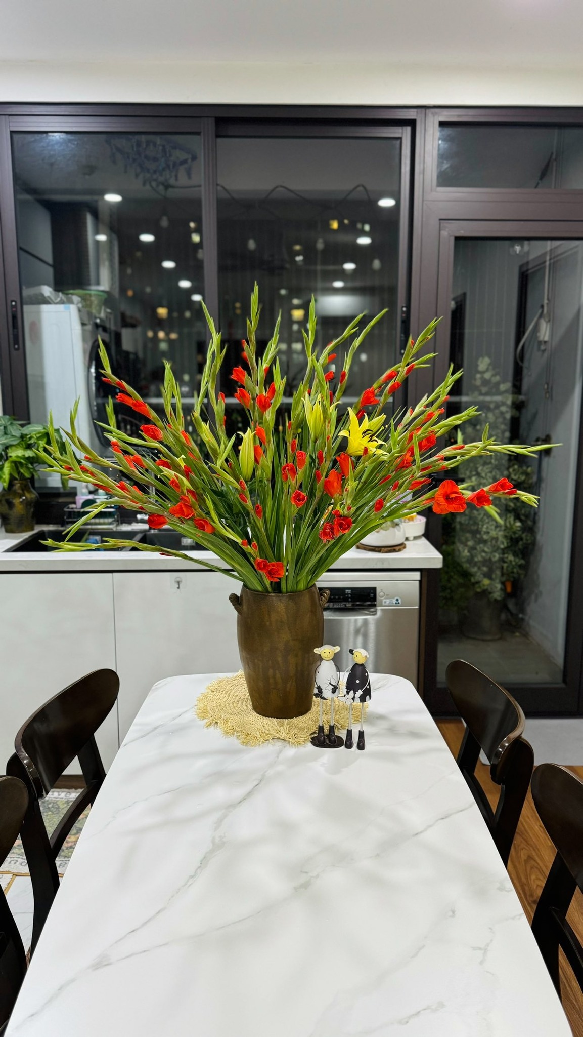 Mẹ Hà Nội khoe căn bếp bóng loáng, tủ lạnh sạch kin kít: Bí quyết đến từ một thói quen… ai cũng từng bỏ qua- Ảnh 18.