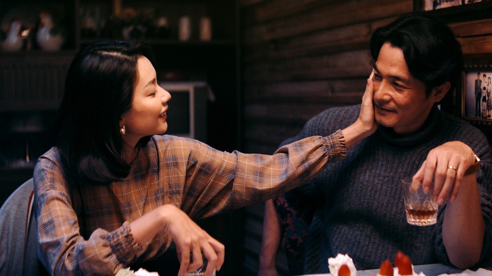 5 phim Việt flop nhất 2025: Hạng 1 còn mở đại hội bóc phốt náo loạn cõi mạng- Ảnh 1.