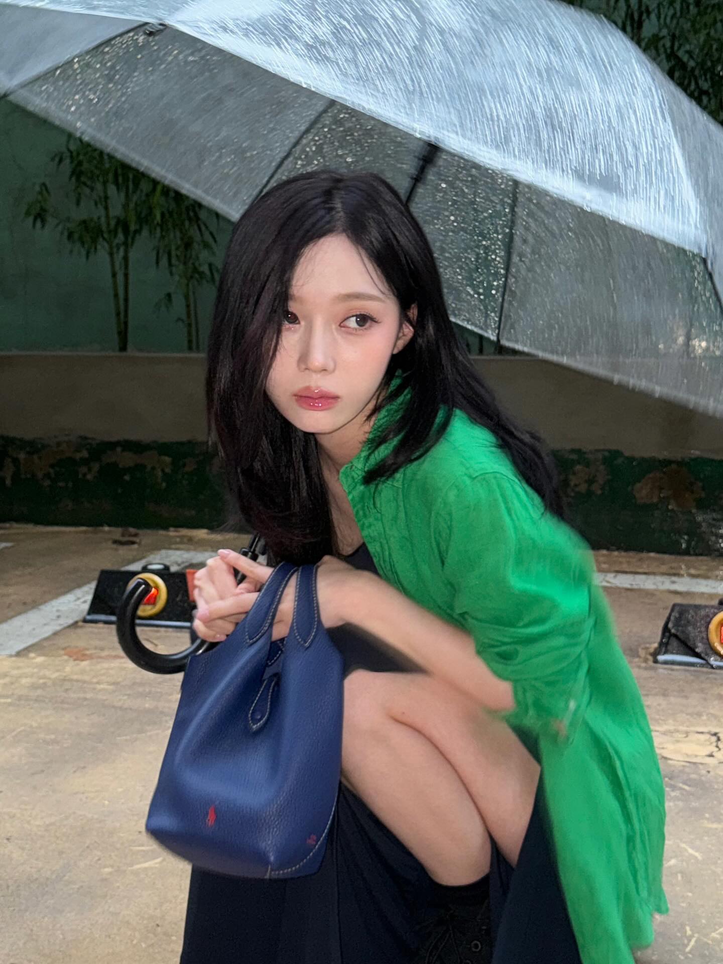 Bạn gái tin đồn của Jungkook được so ngang với Kim Ji Won- Ảnh 22.