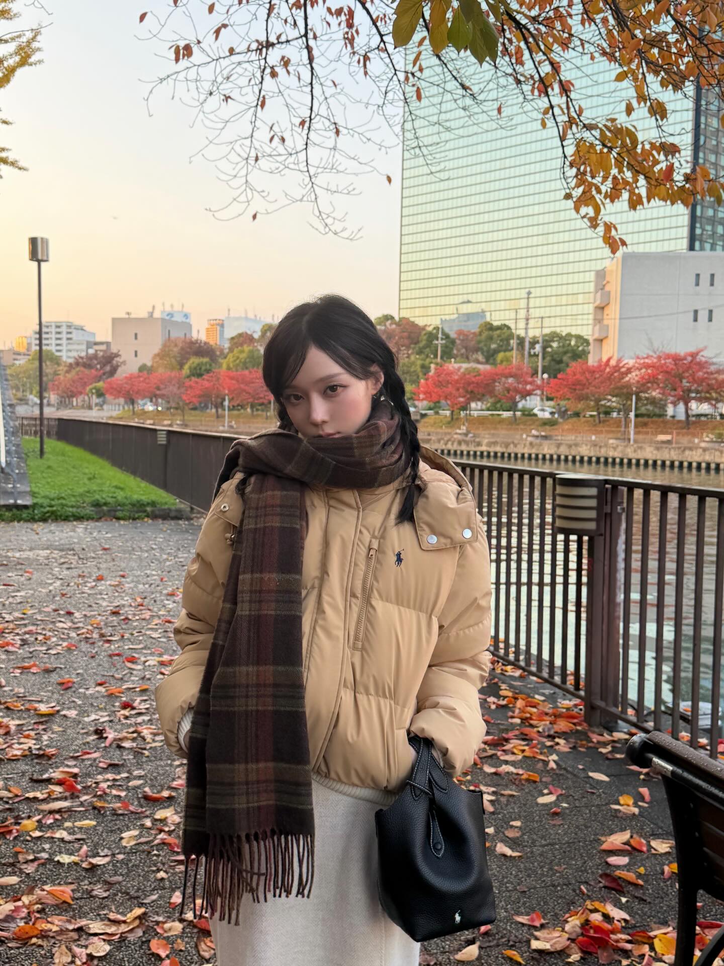 Bạn gái tin đồn của Jungkook được so ngang với Kim Ji Won- Ảnh 21.