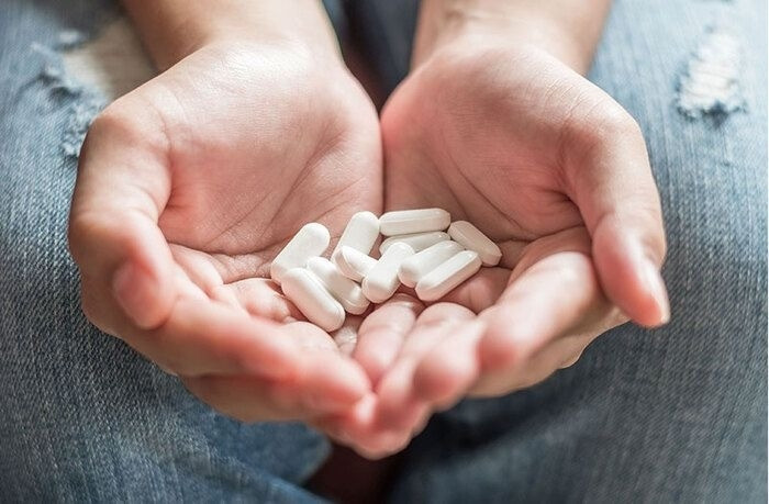 Lạm dụng thuốc giảm cân, trắng da 'siêu tốc', người trẻ nguy cơ suy thận cấp- Ảnh 1.