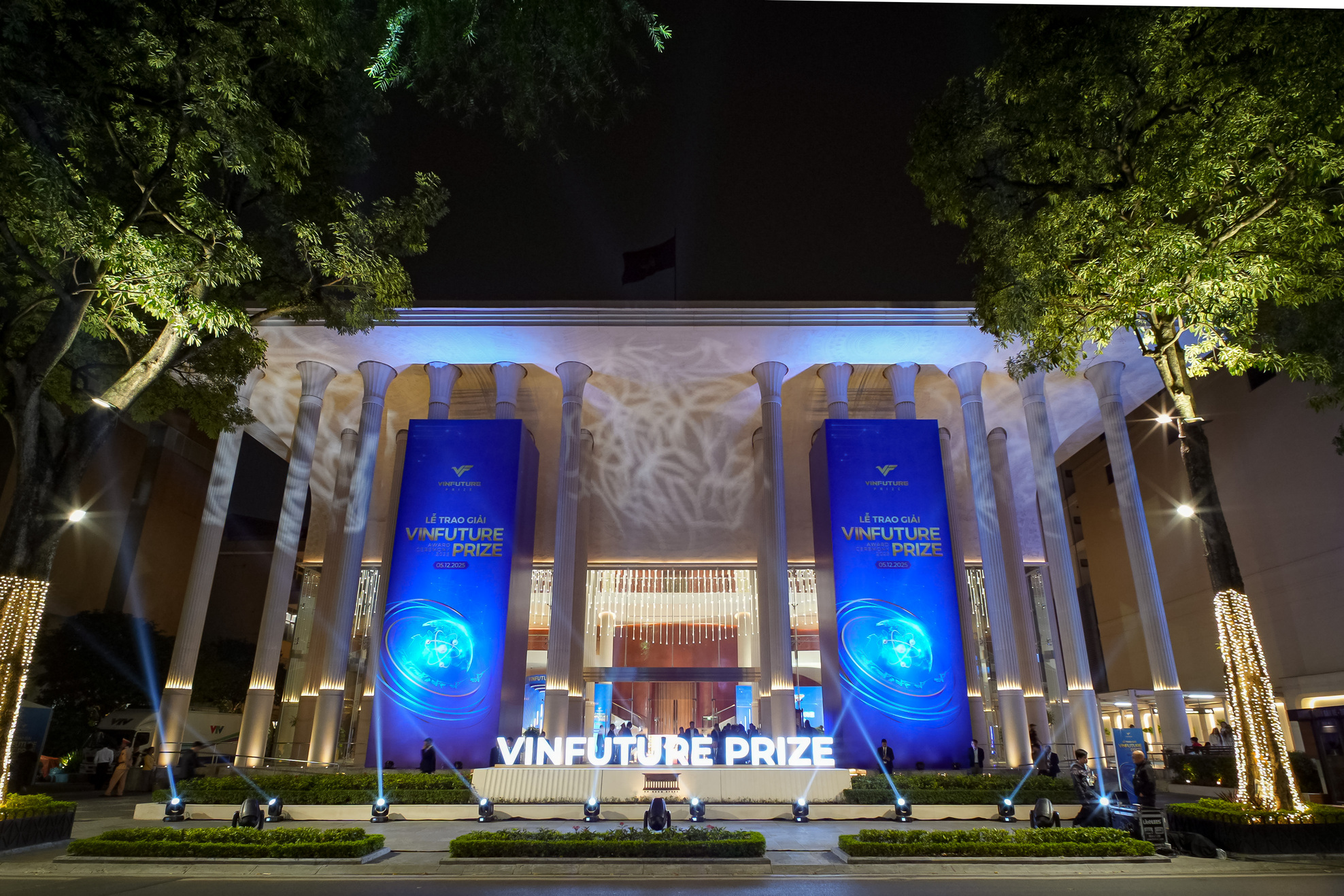 Lễ trao Giải thưởng Khoa học Công nghệ thường niên toàn cầu VinFuture 2025 bắt đầu- Ảnh 6.