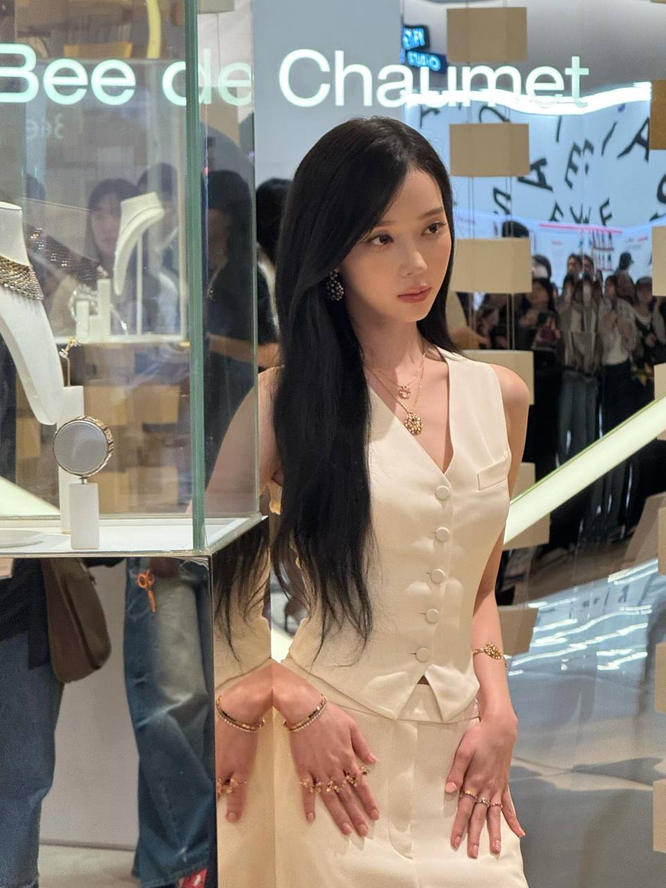 Bạn gái tin đồn của Jungkook được so ngang với Kim Ji Won- Ảnh 5.