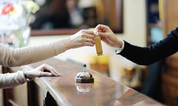 Khách sạn thuộc tập đoàn của tỷ phú Phạm Nhật Vượng ra thông báo nóng tới hàng triệu khách hàng- Ảnh 6.