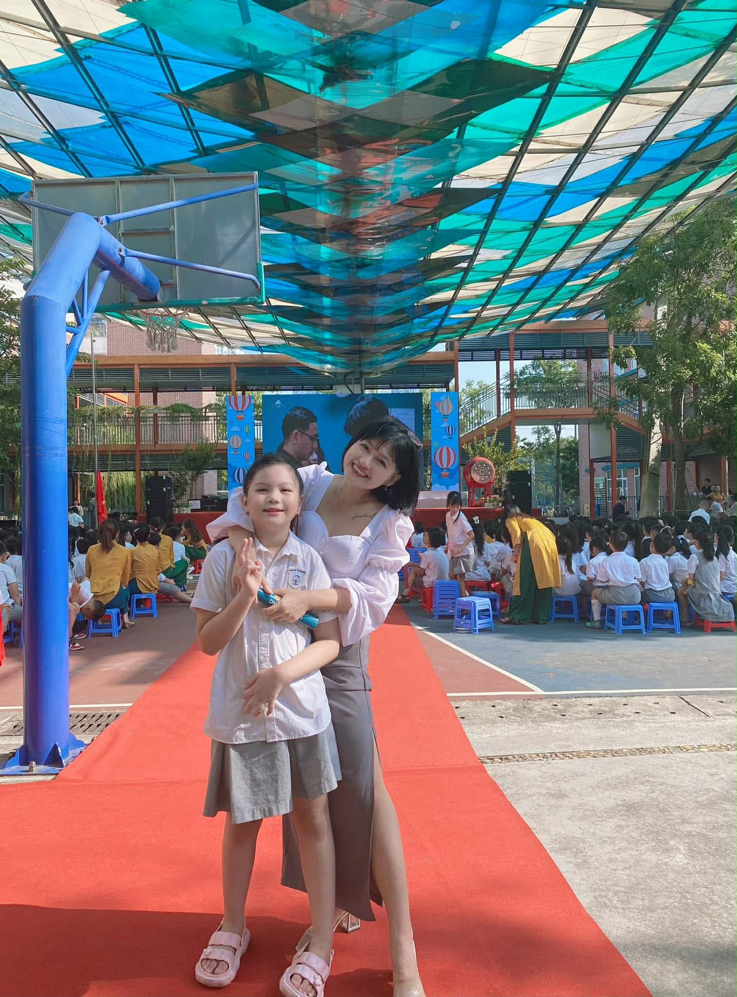 2 em bé hôm nào cũng háo hức, mong đợi đến giờ nghỉ trưa để khám phá bí mật "hôm nay mẹ cho ăn món gì"?- Ảnh 3.