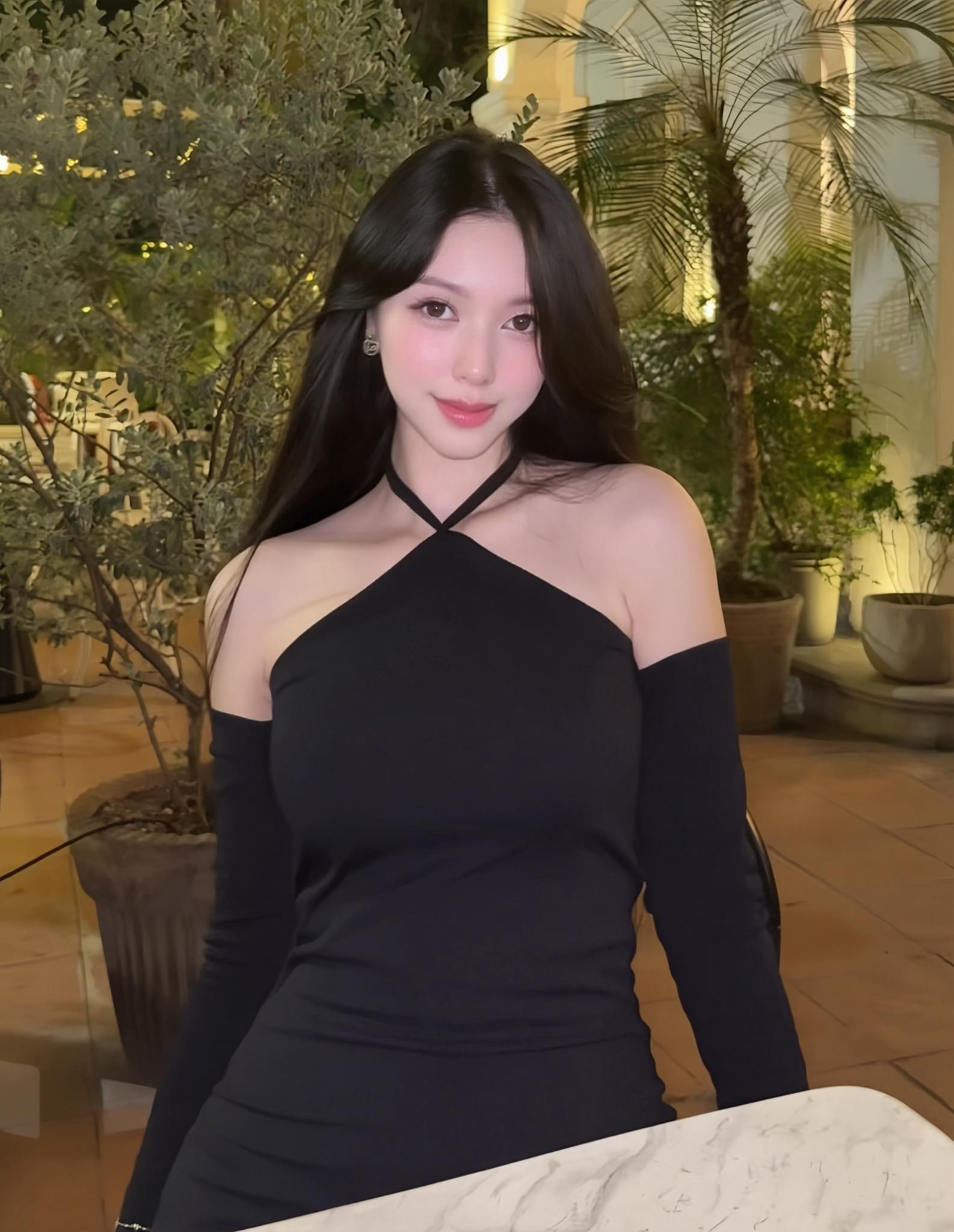 Clip Huỳnh Anh nắm tay một cô gái leo thẳng lên "hot search": Dân mạng đồng loạt nói ra 1 từ- Ảnh 8.