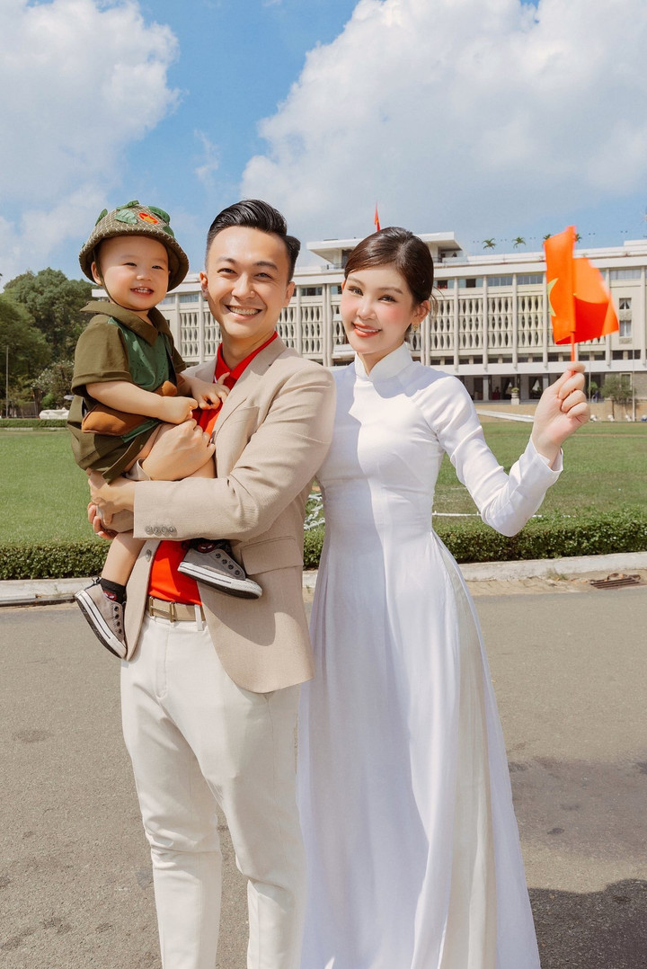 Hoa hậu Việt học tiến sĩ: L&agrave; ph&oacute; khoa ở tuổi 30, h&ocirc;n nh&acirc;n vi&ecirc;n m&atilde;n b&ecirc;n chồng MC- Ảnh 3.