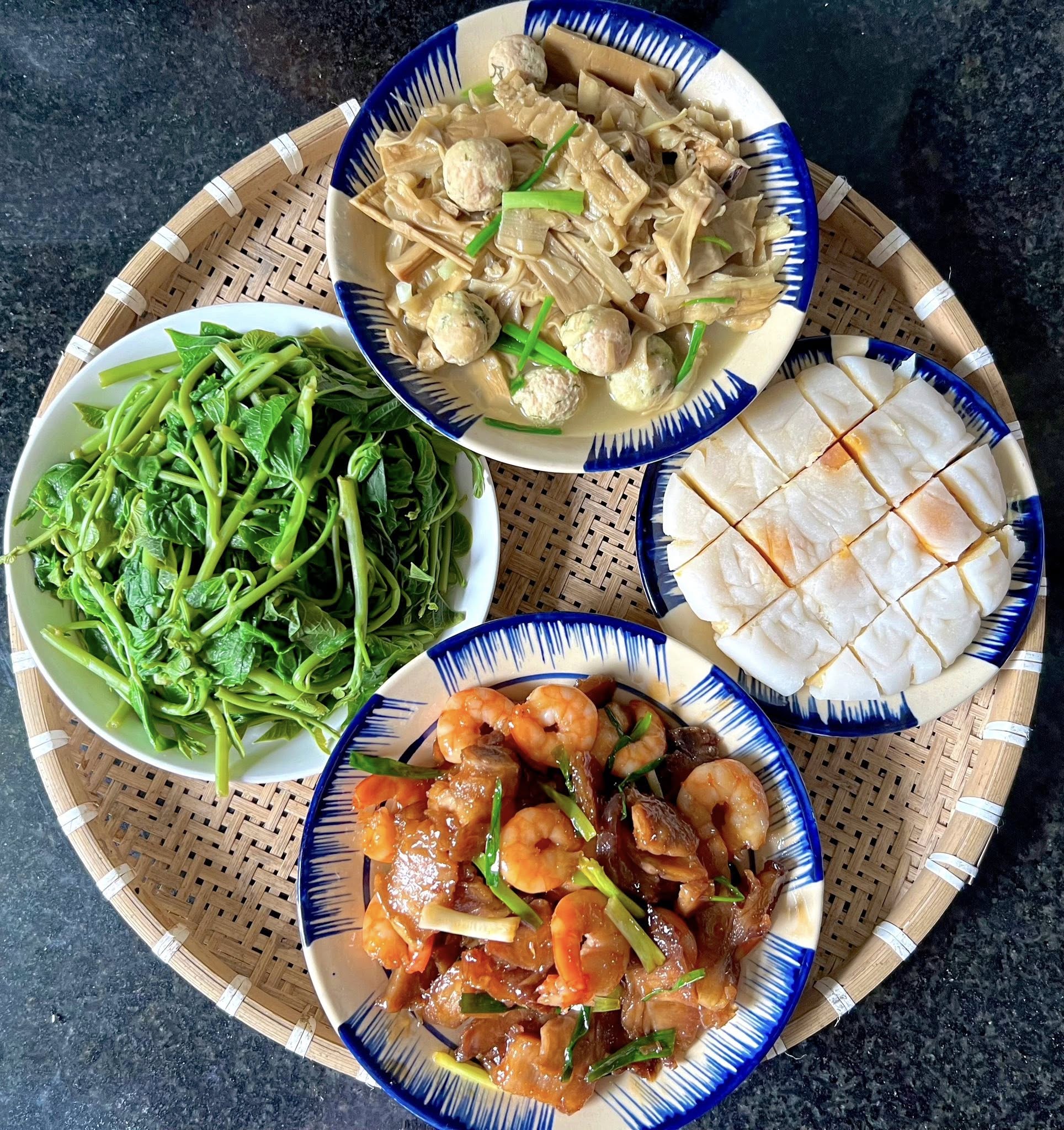 Thực đơn cơm cữ "10 điểm không có nhưng" của mẹ 3 con khiến ai nhìn cũng muốn đẻ thêm vài bé!- Ảnh 8.