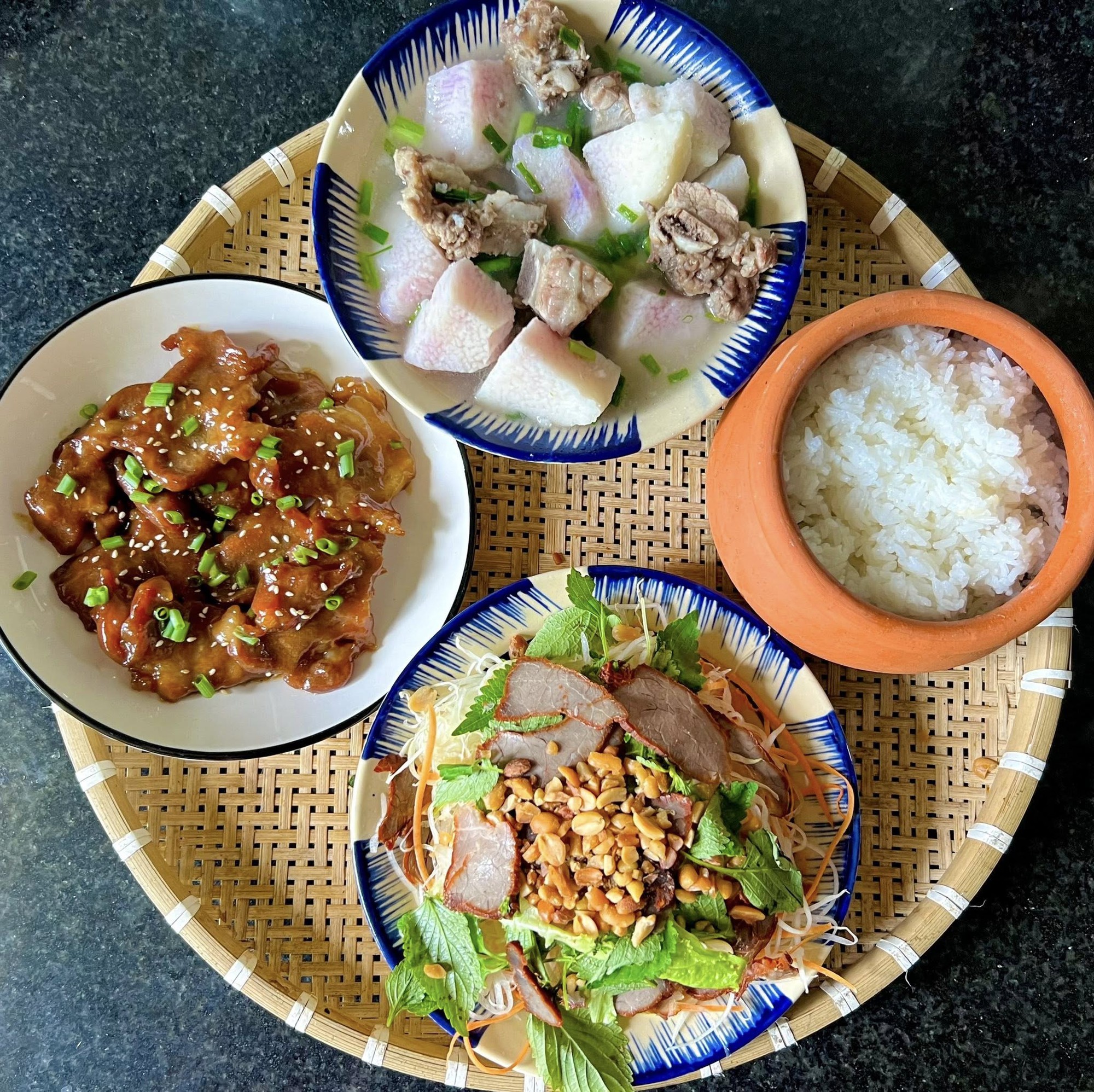 Thực đơn cơm cữ "10 điểm không có nhưng" của mẹ 3 con khiến ai nhìn cũng muốn đẻ thêm vài bé!- Ảnh 15.