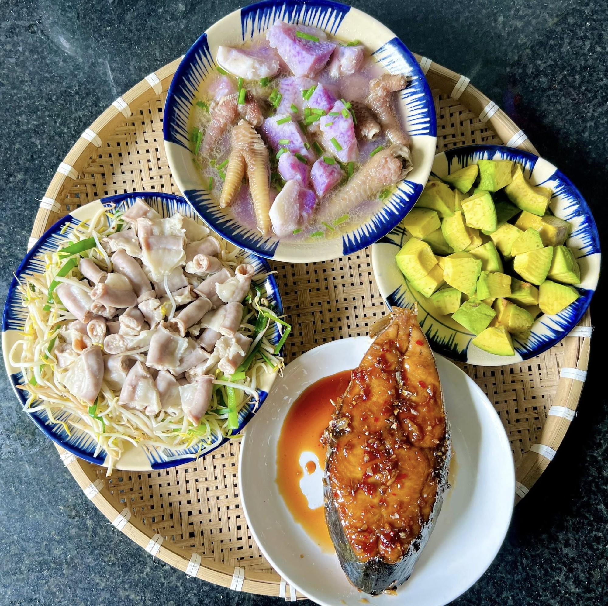 Thực đơn cơm cữ "10 điểm không có nhưng" của mẹ 3 con khiến ai nhìn cũng muốn đẻ thêm vài bé!- Ảnh 16.