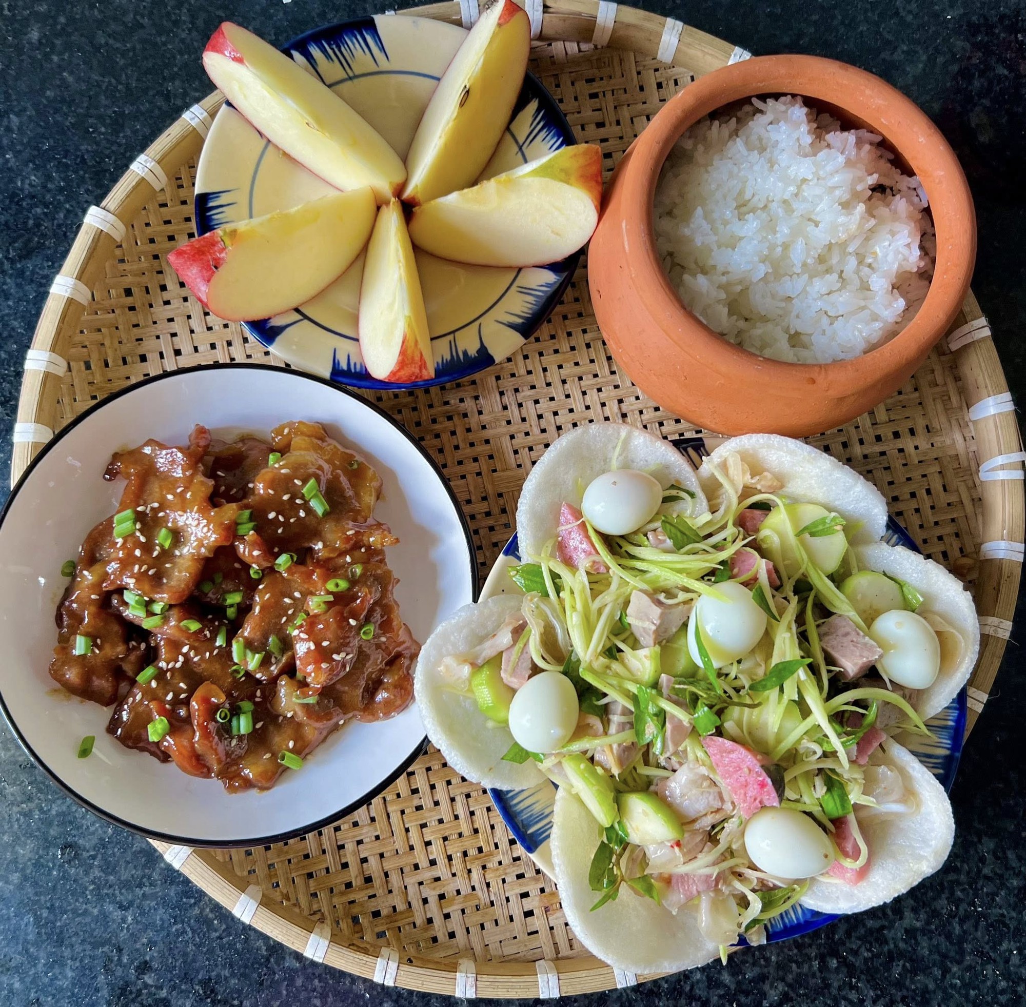 Thực đơn cơm cữ "10 điểm không có nhưng" của mẹ 3 con khiến ai nhìn cũng muốn đẻ thêm vài bé!- Ảnh 4.