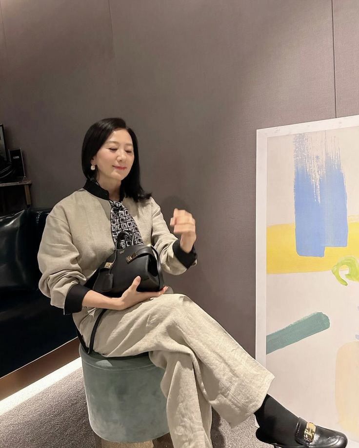 Bước sang tuổi 40: 4 khoản tiền bắt buộc phải có nếu không muốn "khủng hoảng tuổi trung niên"- Ảnh 3.