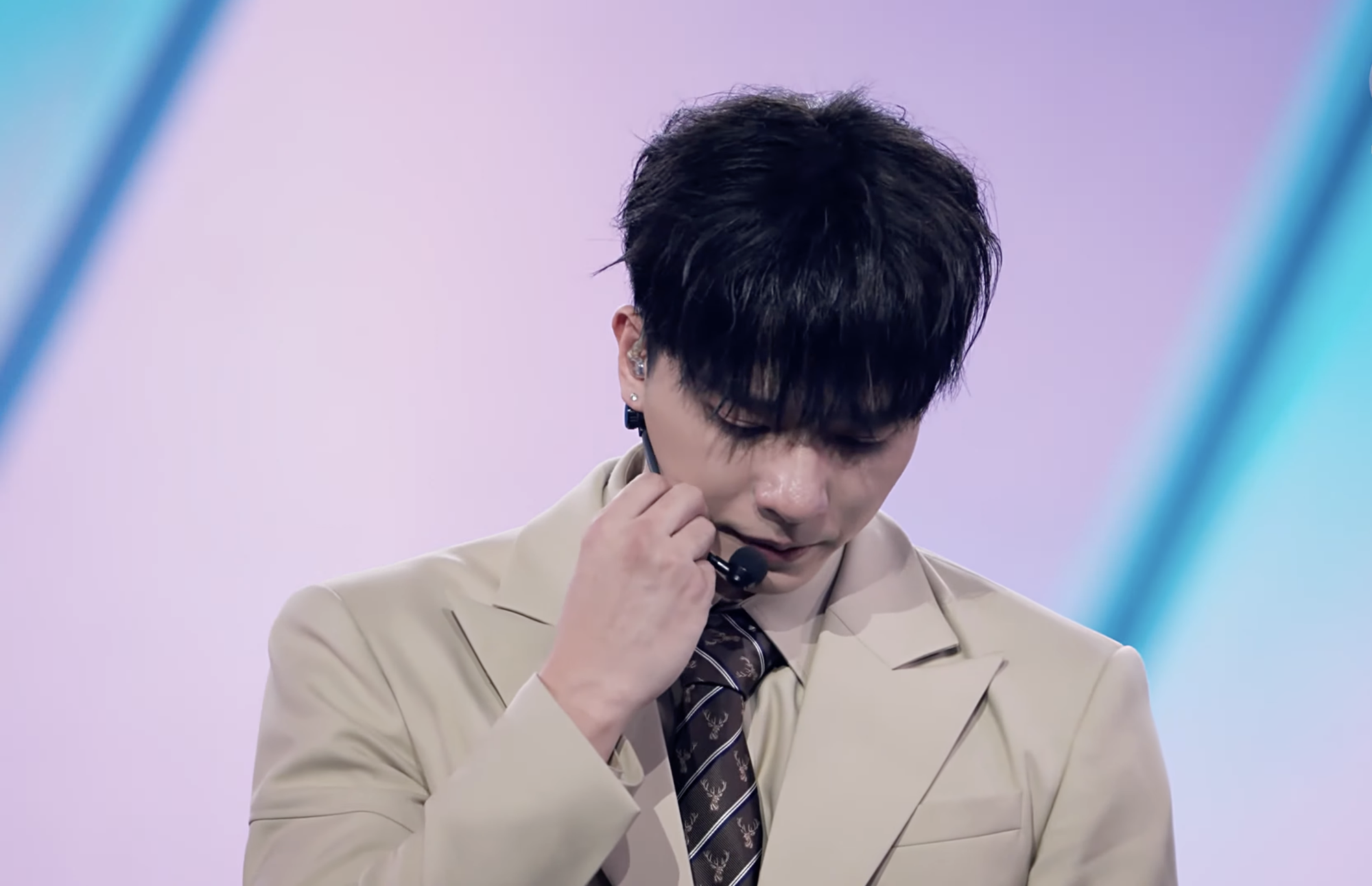 Cặp đôi Vbiz lén yêu đương 4 năm nay đã rạn nứt?- Ảnh 2.