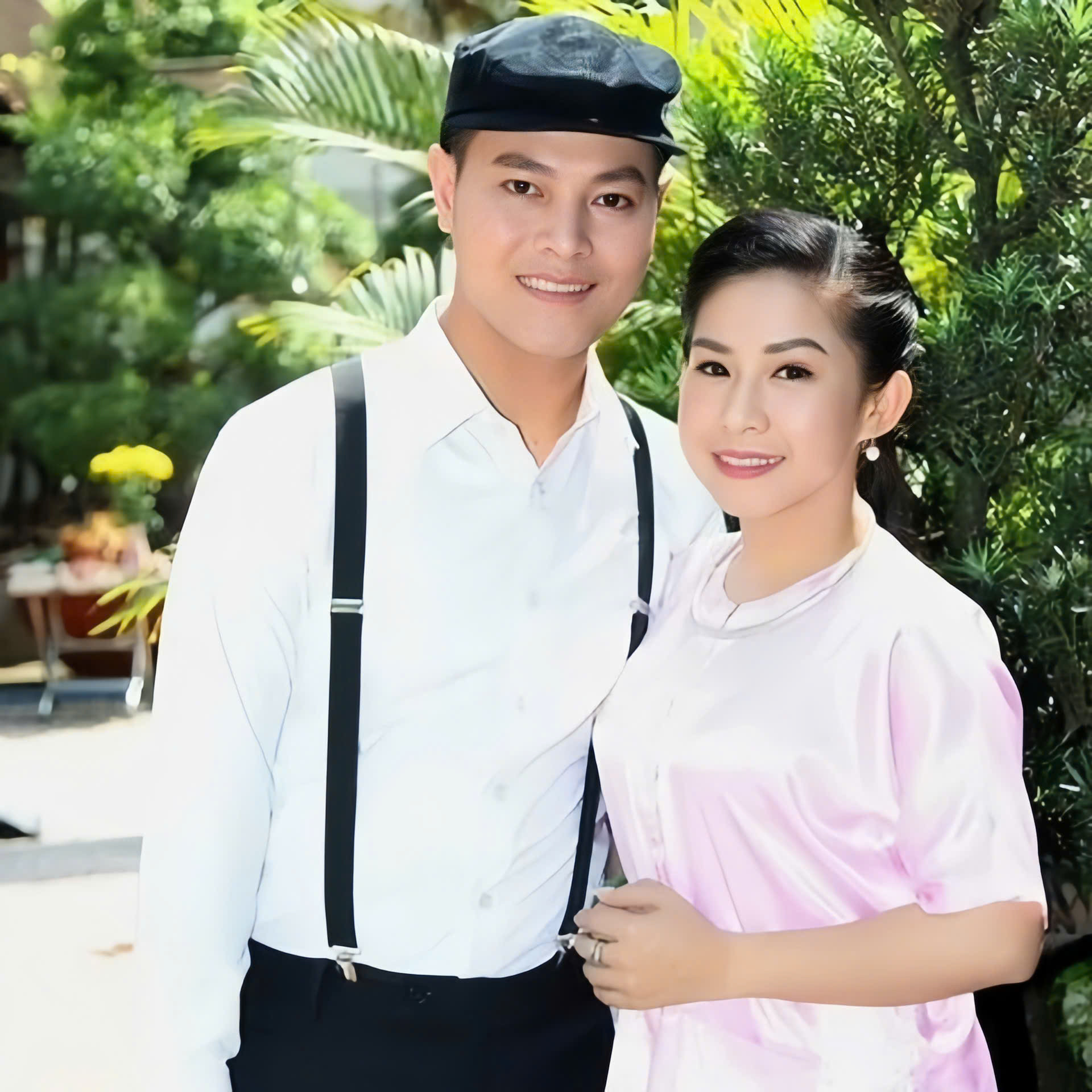 Chồng cũ Bình Tinh xác nhận đã có "hạnh phúc mới", sống chung khoảng 2 tháng nay- Ảnh 1. Chồng cũ Bình Tinh xác nhận đã có "hạnh phúc mới", sống chung khoảng 2 tháng nay- Ảnh 1.