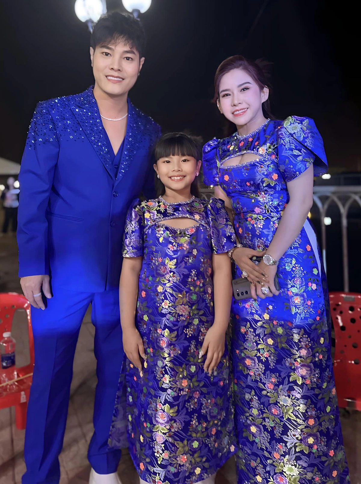 Chồng cũ Bình Tinh xác nhận đã có "hạnh phúc mới", sống chung khoảng 2 tháng nay- Ảnh 2. Chồng cũ Bình Tinh xác nhận đã có "hạnh phúc mới", sống chung khoảng 2 tháng nay- Ảnh 2.