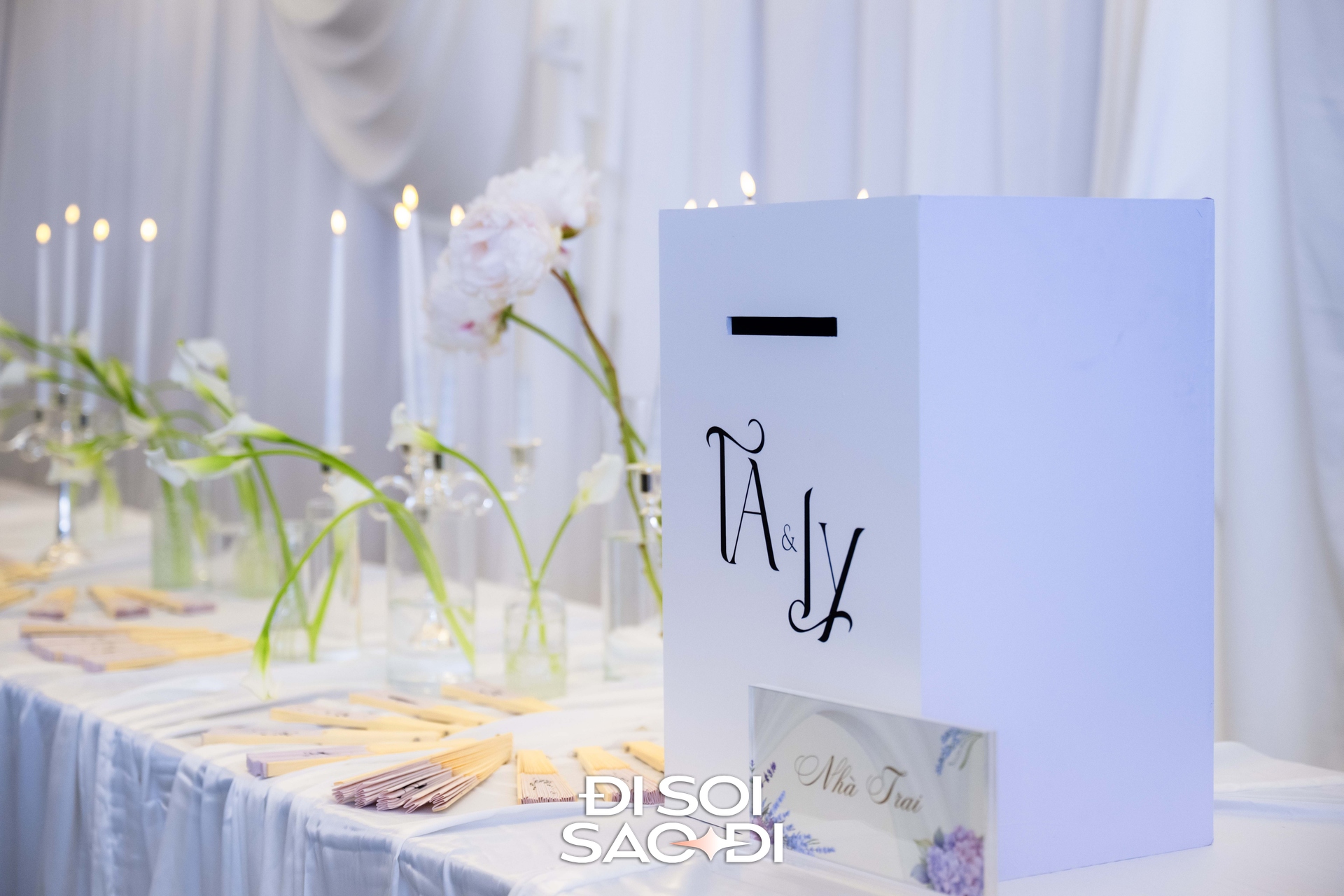 Đám cưới Hương Ly tại Hà Nội: Cô dâu che bụng lùm lùm, Hoa hậu Khánh Vân và dàn mỹ nhân đổ bộ - Ảnh 11. Đám cưới Hương Ly tại Hà Nội: Cô dâu che bụng lùm lùm, Hoa hậu Khánh Vân và dàn mỹ nhân đổ bộ - Ảnh 11.