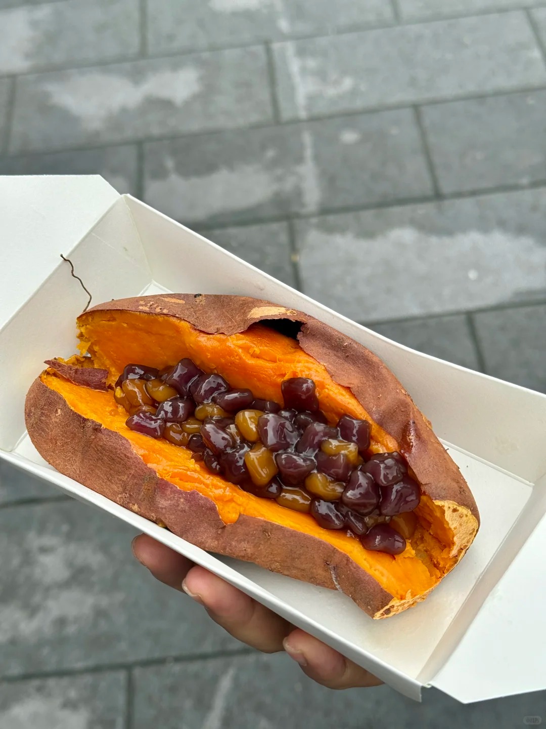 Cầm củ khoai nướng nóng hổi "mix" kem lạnh và trân châu: Trải nghiệm ẩm thực khiến hội chị em "xỉu up xỉu down"- Ảnh 6.