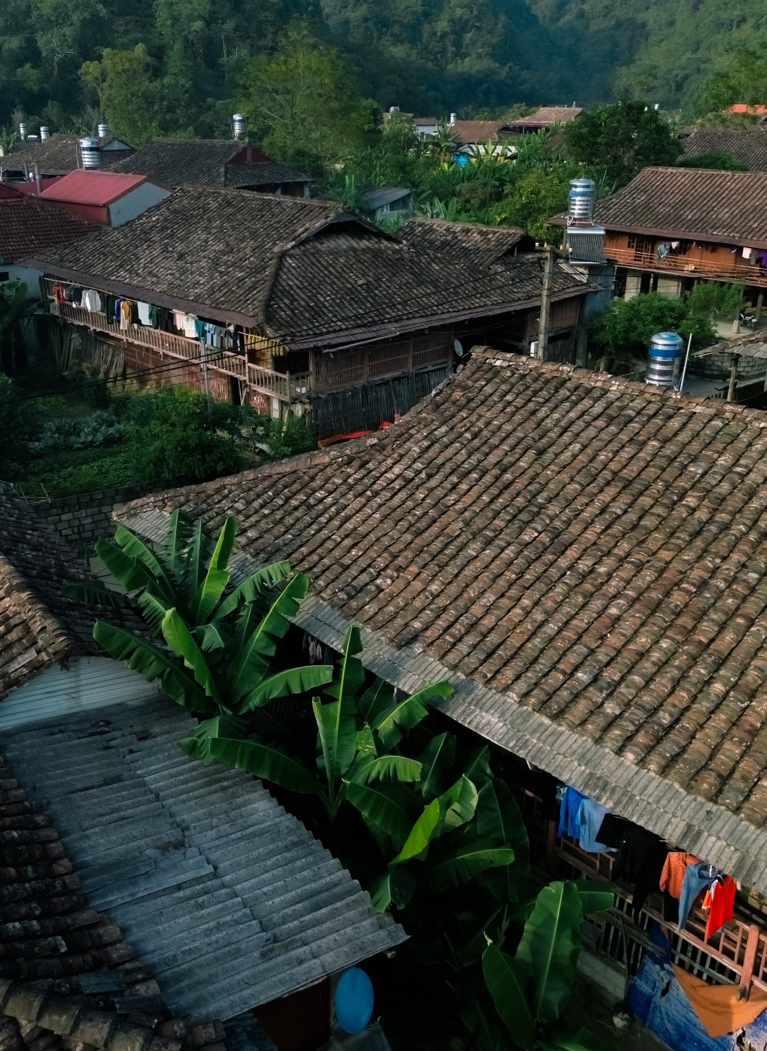 Lý giải nguyên nhân hiện tượng hiếm ở ngôi làng Lạng Sơn: Vì sao 400 nhà dân đều quay về 1 hướng?- Ảnh 5.