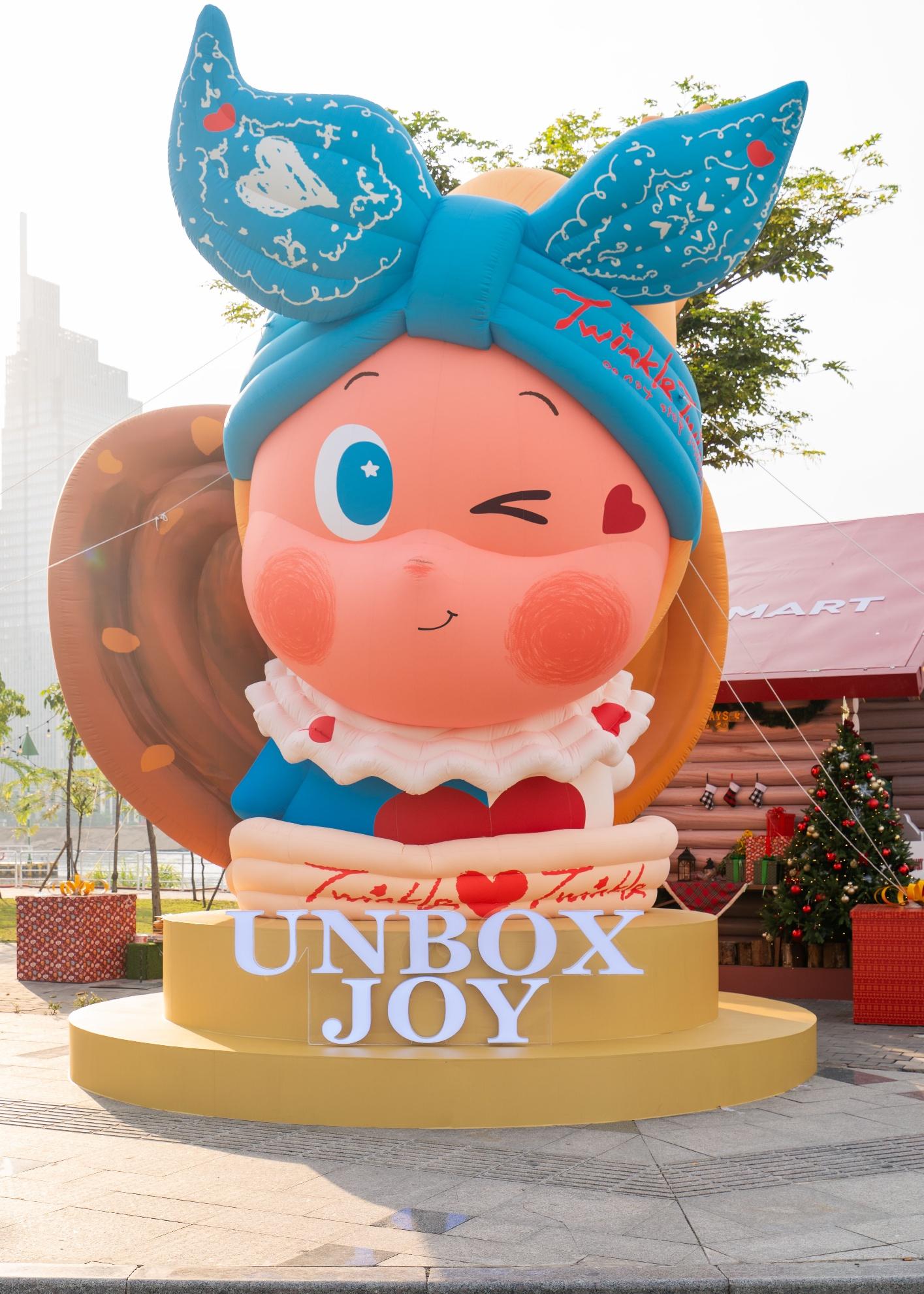 &ldquo;Unbox Joy&rdquo; &ndash; Kh&ocirc;ng gian Gi&aacute;ng Sinh nghệ thuật giữa l&ograve;ng TP. Hồ Ch&iacute; Minh- Ảnh 2.