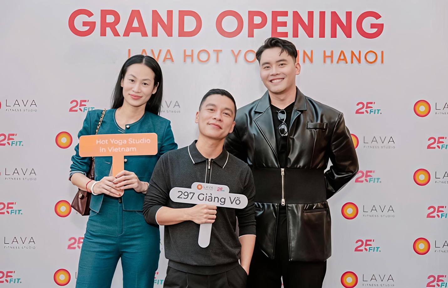 LAVA Hot Yoga có mặt tại Hà Nội - Quy tụ Stylist Hoàng Ku, NTK Adrian Anh Tuấn- Ảnh 2. LAVA Hot Yoga có mặt tại Hà Nội - Quy tụ Stylist Hoàng Ku, NTK Adrian Anh Tuấn- Ảnh 2.