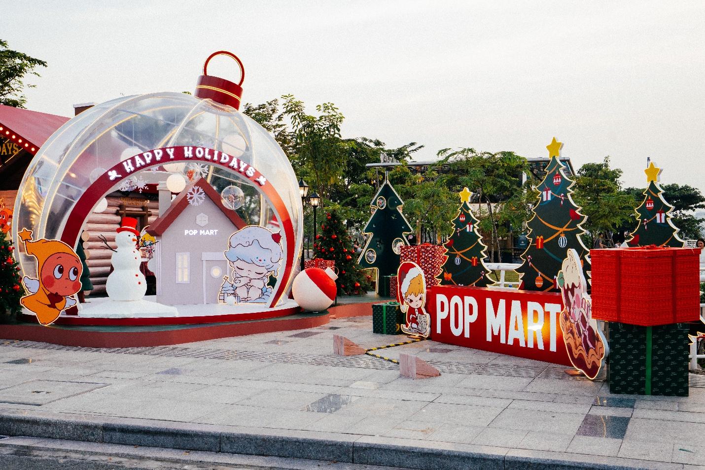 &ldquo;Unbox Joy&rdquo; &ndash; Kh&ocirc;ng gian Gi&aacute;ng Sinh nghệ thuật giữa l&ograve;ng TP. Hồ Ch&iacute; Minh- Ảnh 3.