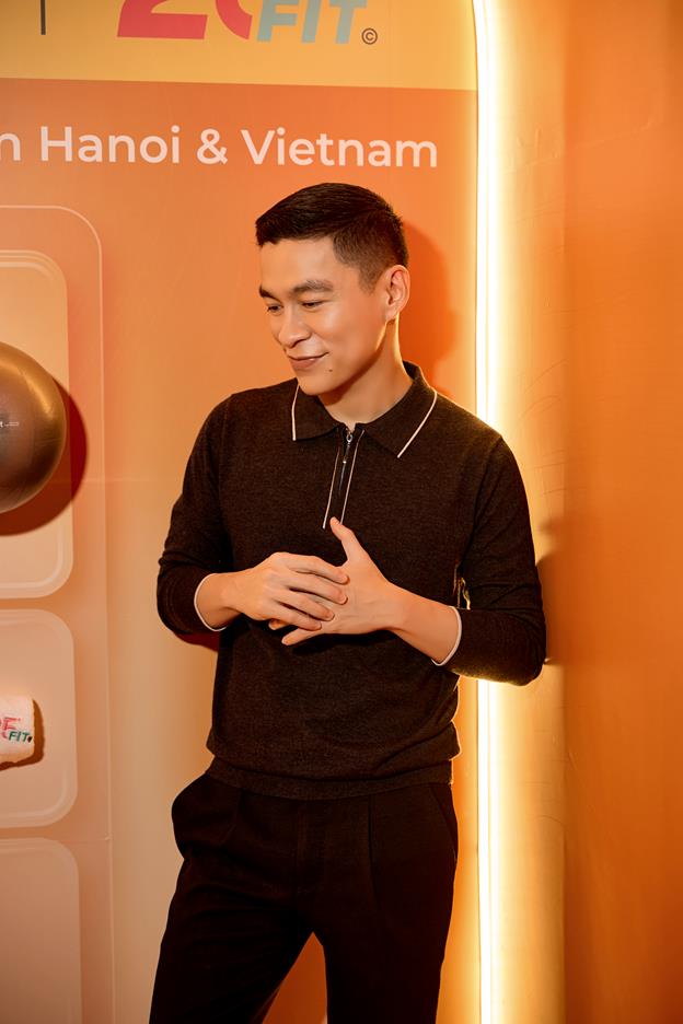 LAVA Hot Yoga có mặt tại Hà Nội - Quy tụ Stylist Hoàng Ku, NTK Adrian Anh Tuấn- Ảnh 4. LAVA Hot Yoga có mặt tại Hà Nội - Quy tụ Stylist Hoàng Ku, NTK Adrian Anh Tuấn- Ảnh 4.