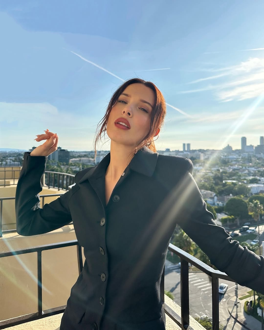 Sự thật về trang phục thảm hoạ của nữ chính phim Stranger Things- Ảnh 8. Sự thật về trang phục thảm hoạ của nữ chính phim Stranger Things- Ảnh 8.