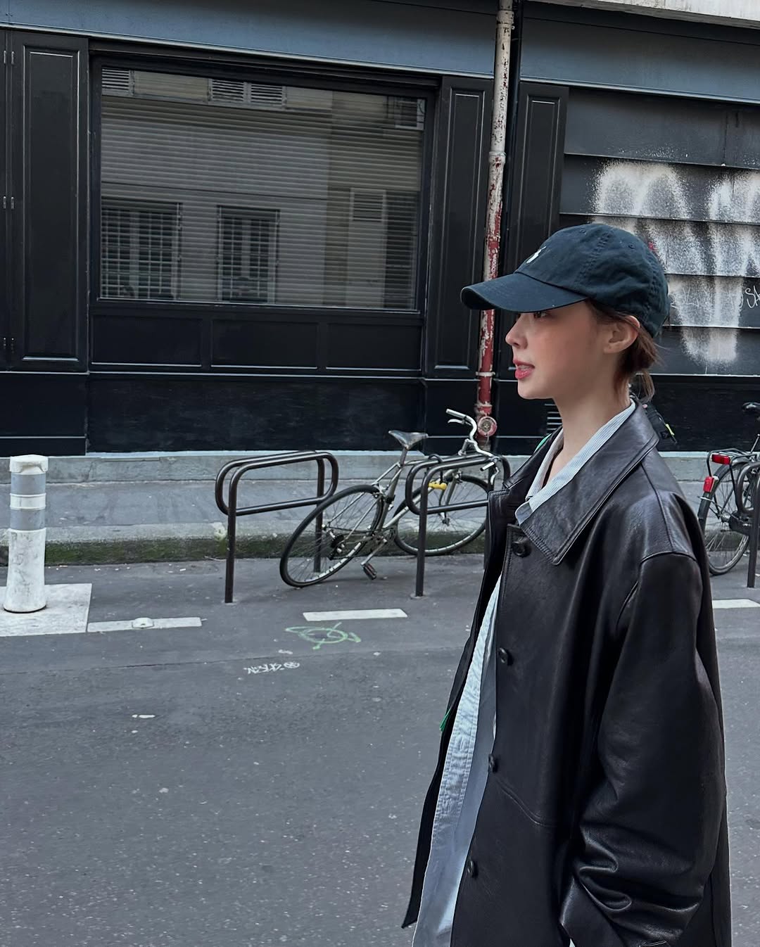 Bạn gái của đỉnh lưu toàn cầu: Visual như tuyệt tác AI, style cuốn đến nghẹt thở- Ảnh 17. Bạn gái của đỉnh lưu toàn cầu: Visual như tuyệt tác AI, style cuốn đến nghẹt thở- Ảnh 17.