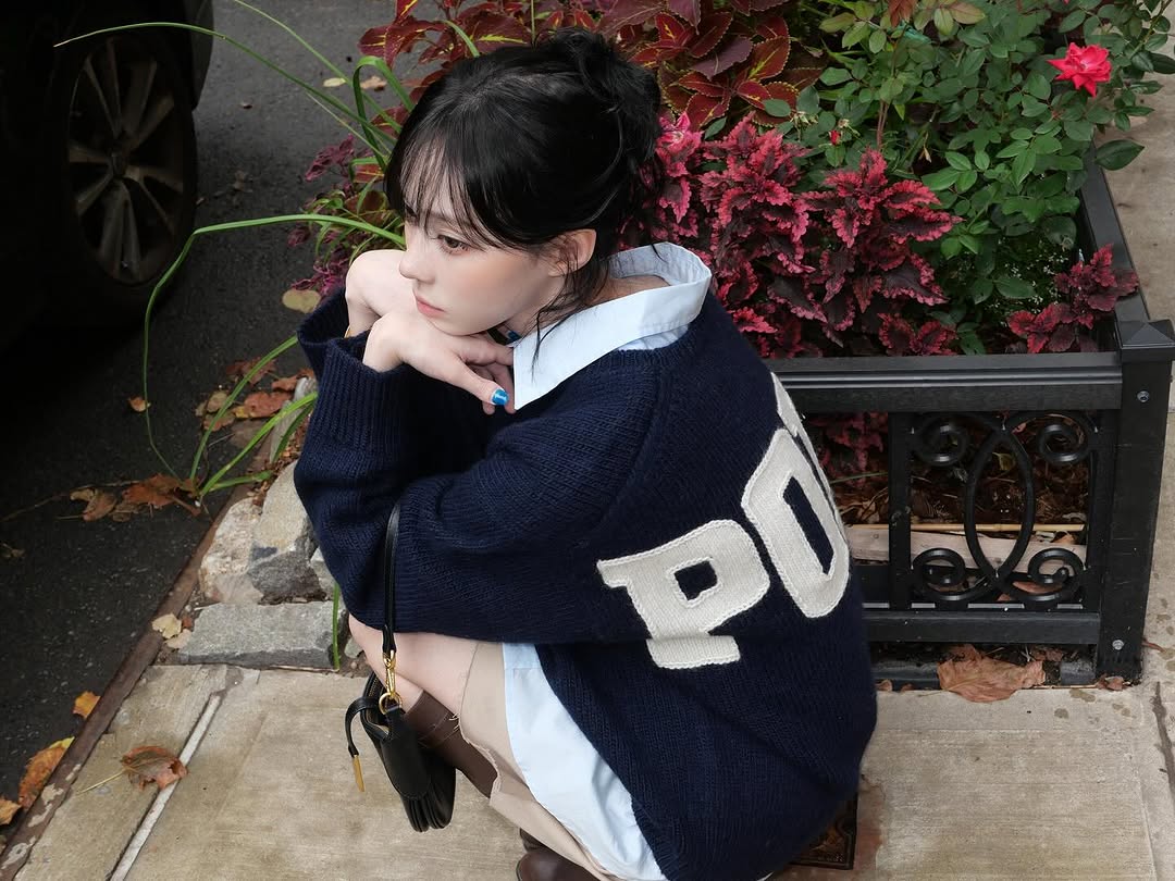 Bạn gái của đỉnh lưu toàn cầu: Visual như tuyệt tác AI, style cuốn đến nghẹt thở- Ảnh 15. Bạn gái của đỉnh lưu toàn cầu: Visual như tuyệt tác AI, style cuốn đến nghẹt thở- Ảnh 15.