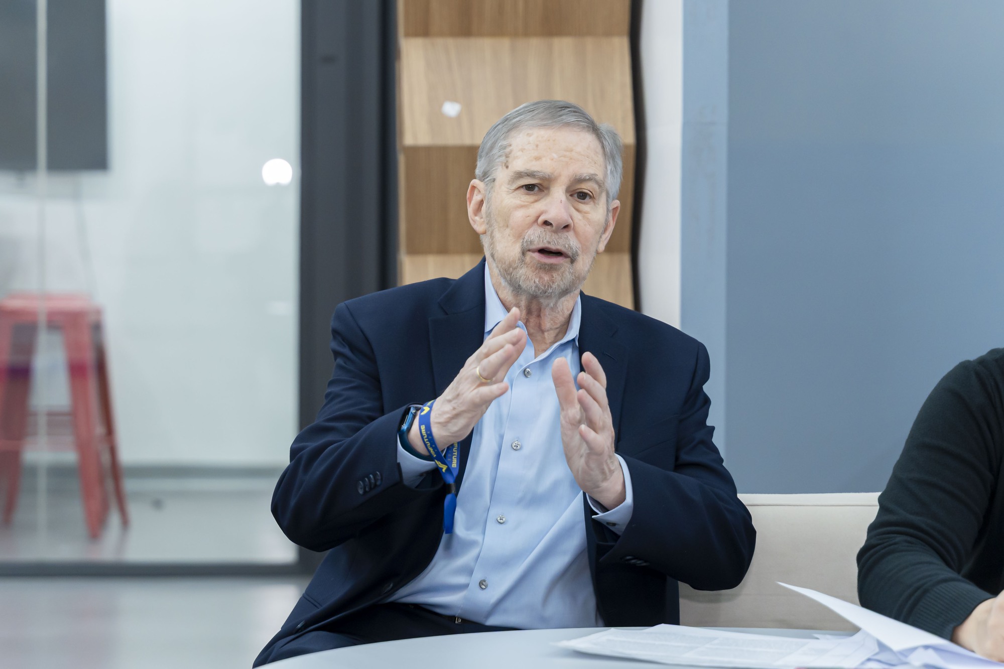 Gặp "cha đẻ" vaccine HPV - chủ nhân Giải thưởng 3 triệu đô của VinFuture 2025: 1 mũi tiêm giảm tới 90% nguy cơ ung thư, tại sao không chọn?- Ảnh 3.