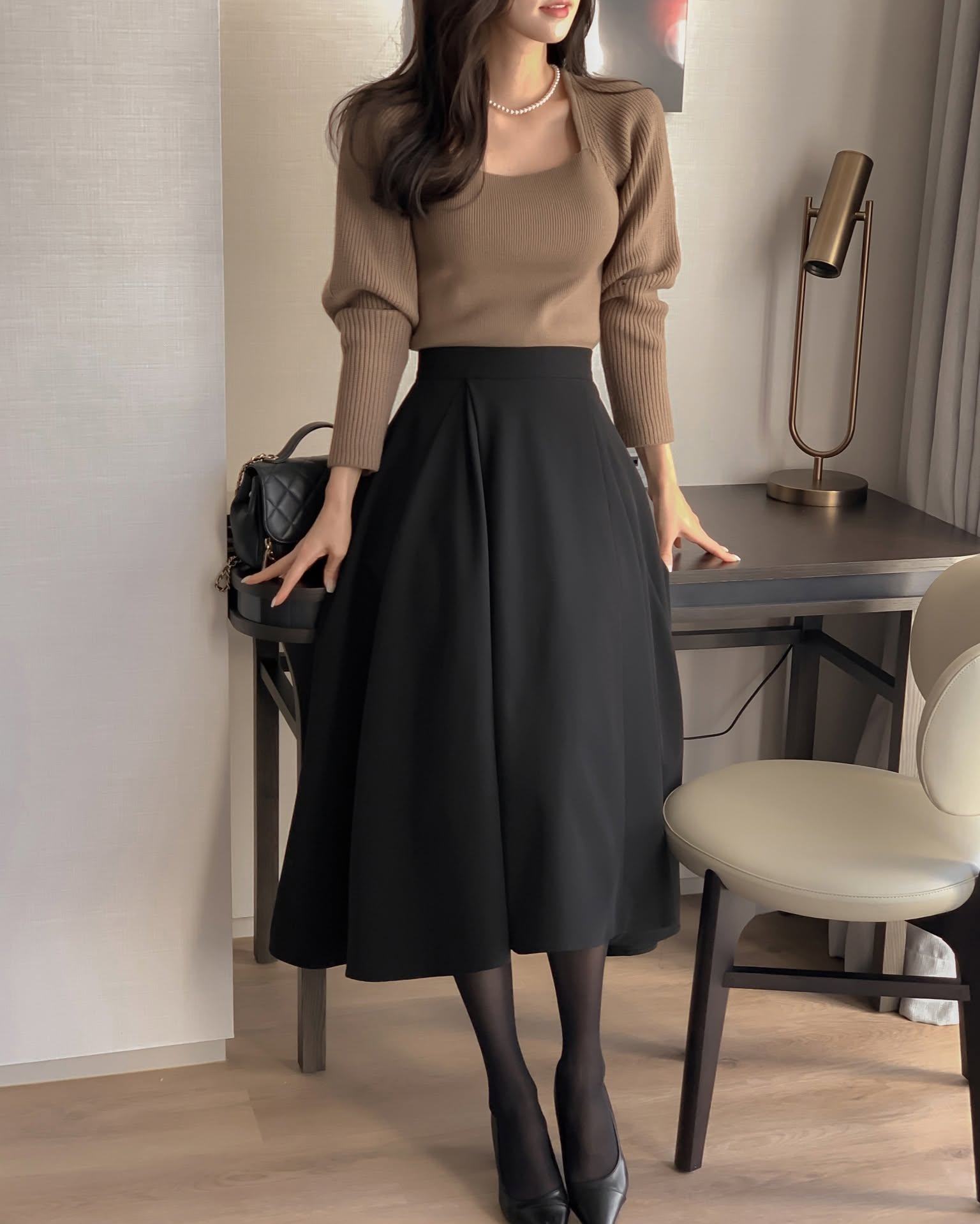 5 mẫu chân váy hack tuổi tốt nhất, đã vậy còn rất sang- Ảnh 2. 5 mẫu chân váy hack tuổi tốt nhất, đã vậy còn rất sang- Ảnh 2.