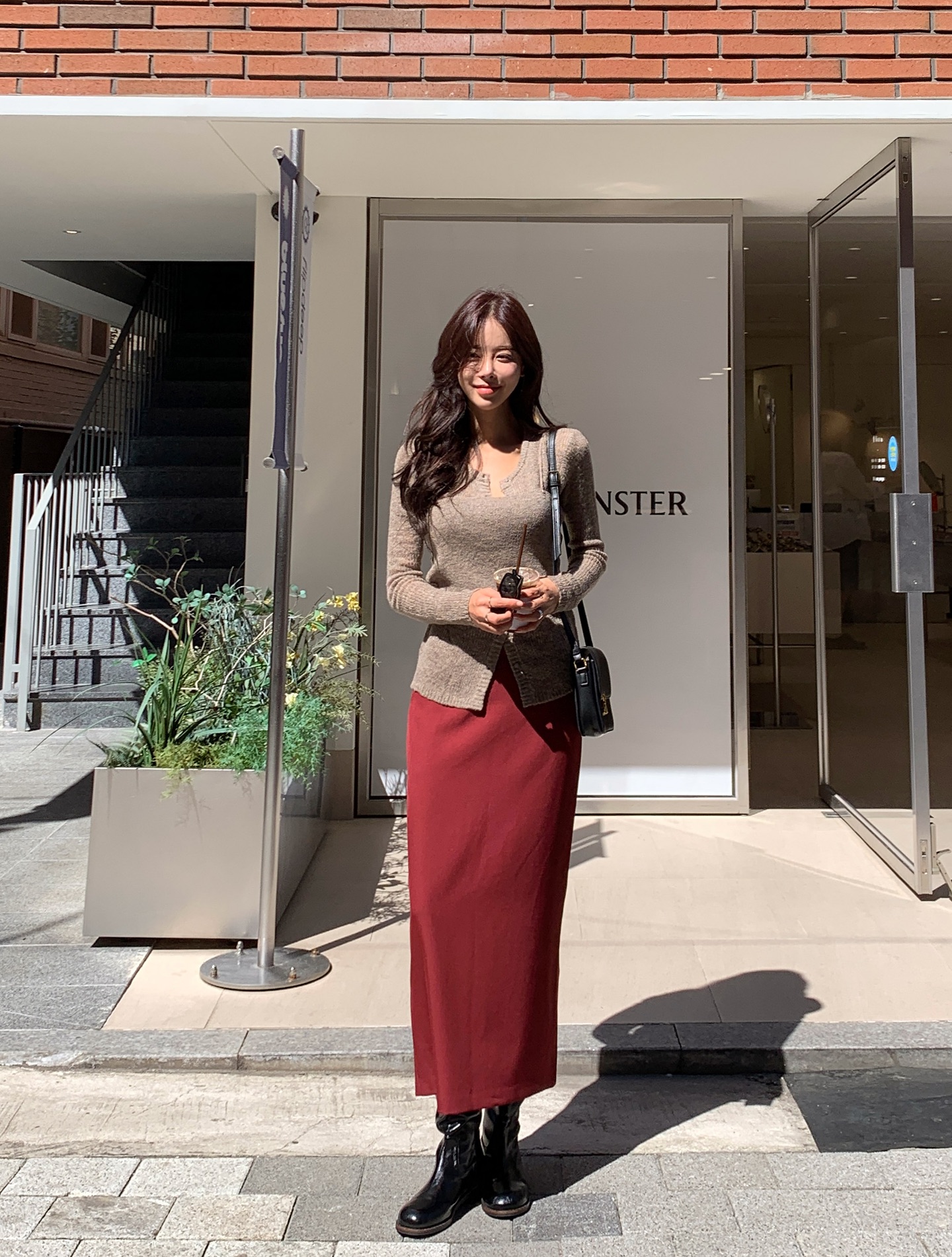 5 mẫu chân váy hack tuổi tốt nhất, đã vậy còn rất sang- Ảnh 5. 5 mẫu chân váy hack tuổi tốt nhất, đã vậy còn rất sang- Ảnh 5.