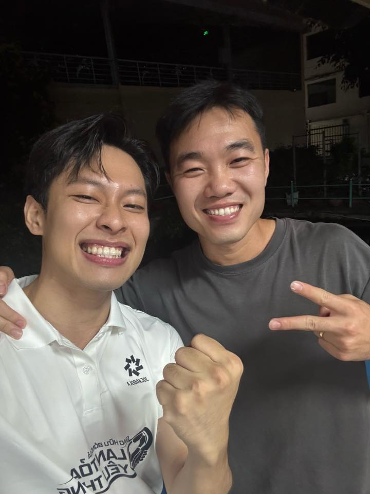 Nam rapper khoe ảnh với dàn cầu thủ nổi tiếng nhất Việt Nam Công Phượng, Văn Toàn, có cả một HLV cực hot- Ảnh 3.