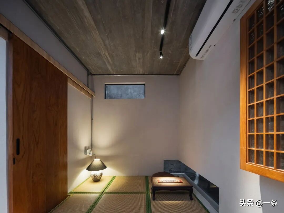 Thừa kế nhà 44m2 phố cổ, người phụ nữ cải tạo thành không gian sống cho gia đình 3 thế hệ: Nhỏ nhưng chứa điều “quý hơn vàng”- Ảnh 5.