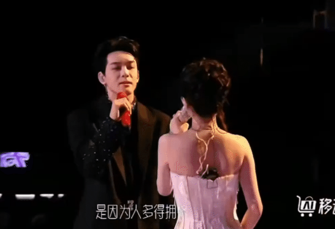 Hiếm ai được như mỹ nhân đẹp nhất Trung Quốc: Diễn tốt hát hay, 14 giây tình tứ công khai khiến dàn sao hạng A không rời mắt- Ảnh 2.