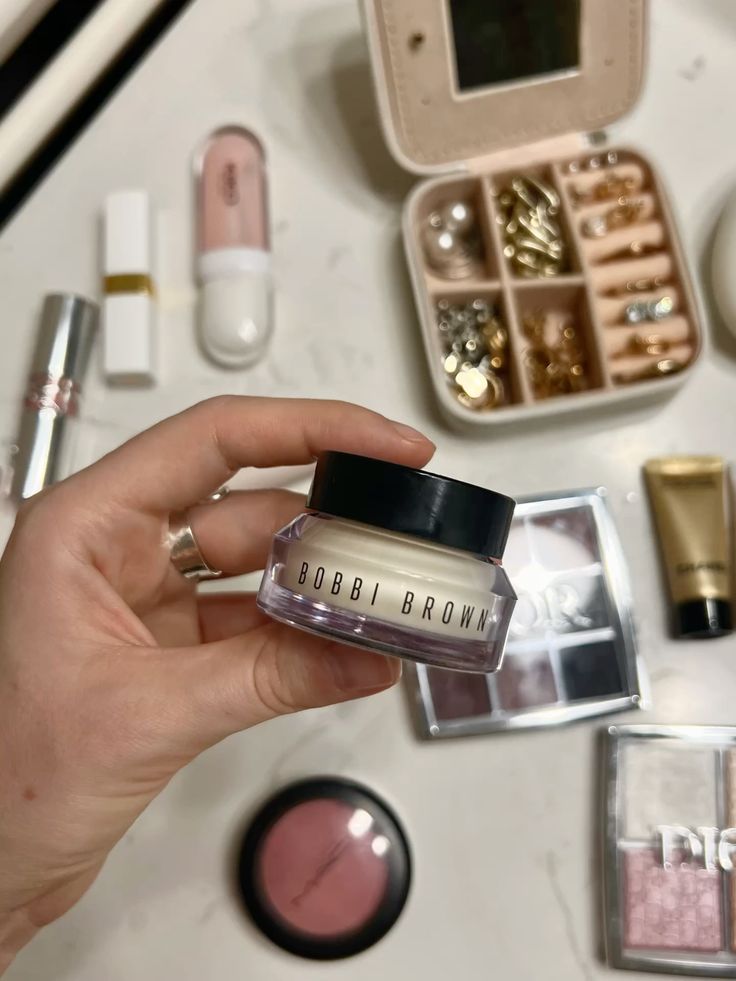 Hũ kem lót quốc dân chưa bao giờ hết hot suốt 2 thập kỷ, cứ 24 giây lại có một hũ bán ra trên toàn cầu- Ảnh 2.