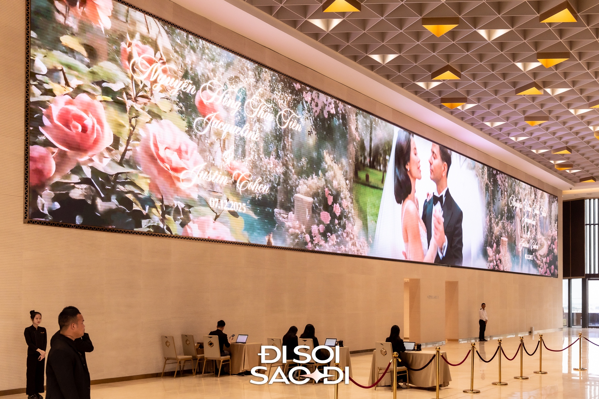 Trọn vẹn siêu lễ cưới của Tiên Nguyễn và chồng gốc Dubai: Dâu rể gấp đôi visual, gia đình tỷ phú đến dàn khách mời "quá vuýp"!- Ảnh 28. Trọn vẹn siêu lễ cưới của Tiên Nguyễn và chồng gốc Dubai: Dâu rể gấp đôi visual, gia đình tỷ phú đến dàn khách mời "quá vuýp"!- Ảnh 28.