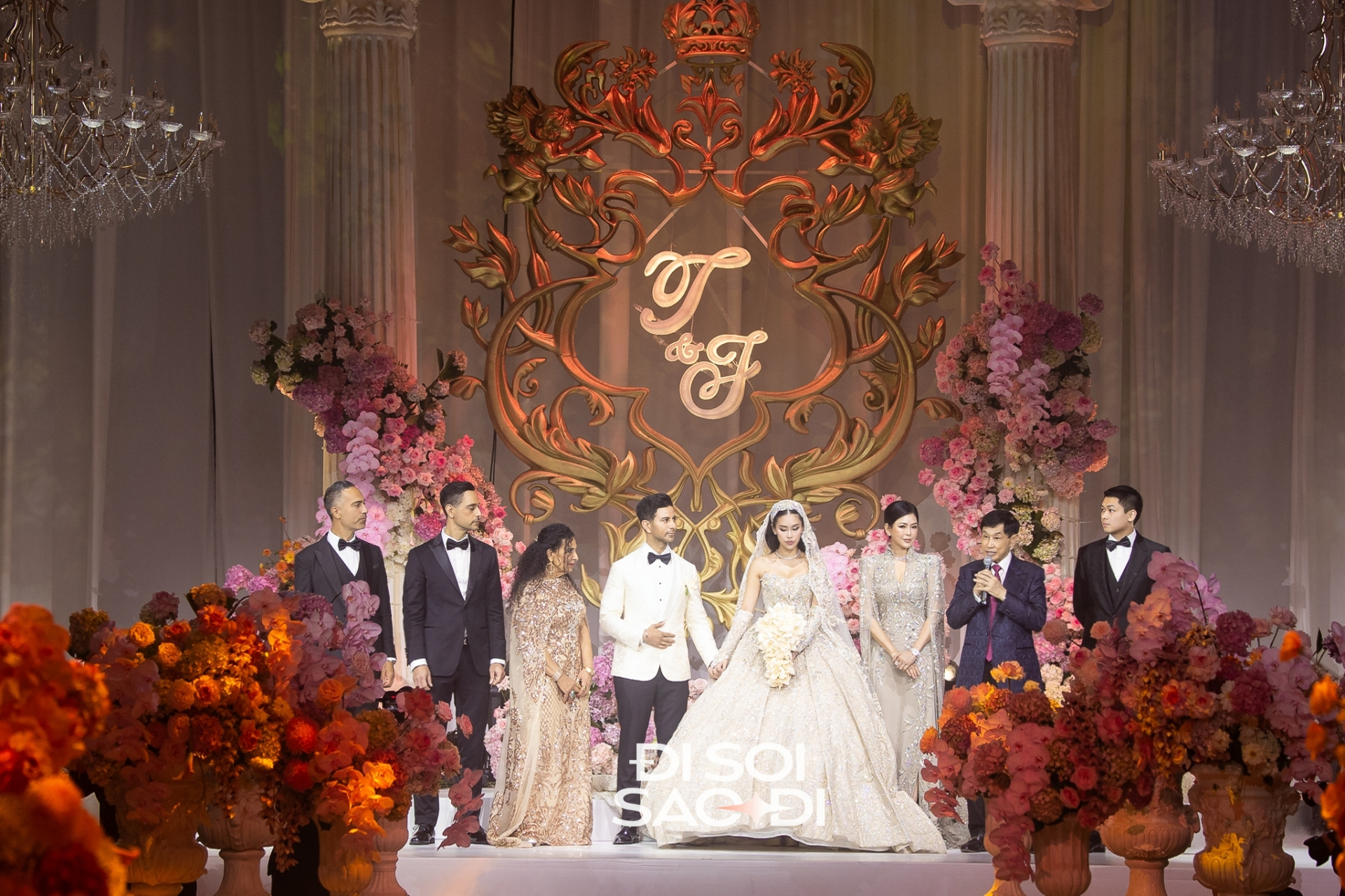 Gửi đến “my new ba má”: Phát biểu của con rể tỷ phú Johnathan Hạnh Nguyễn gây bất ngờ lớn!- Ảnh 4.