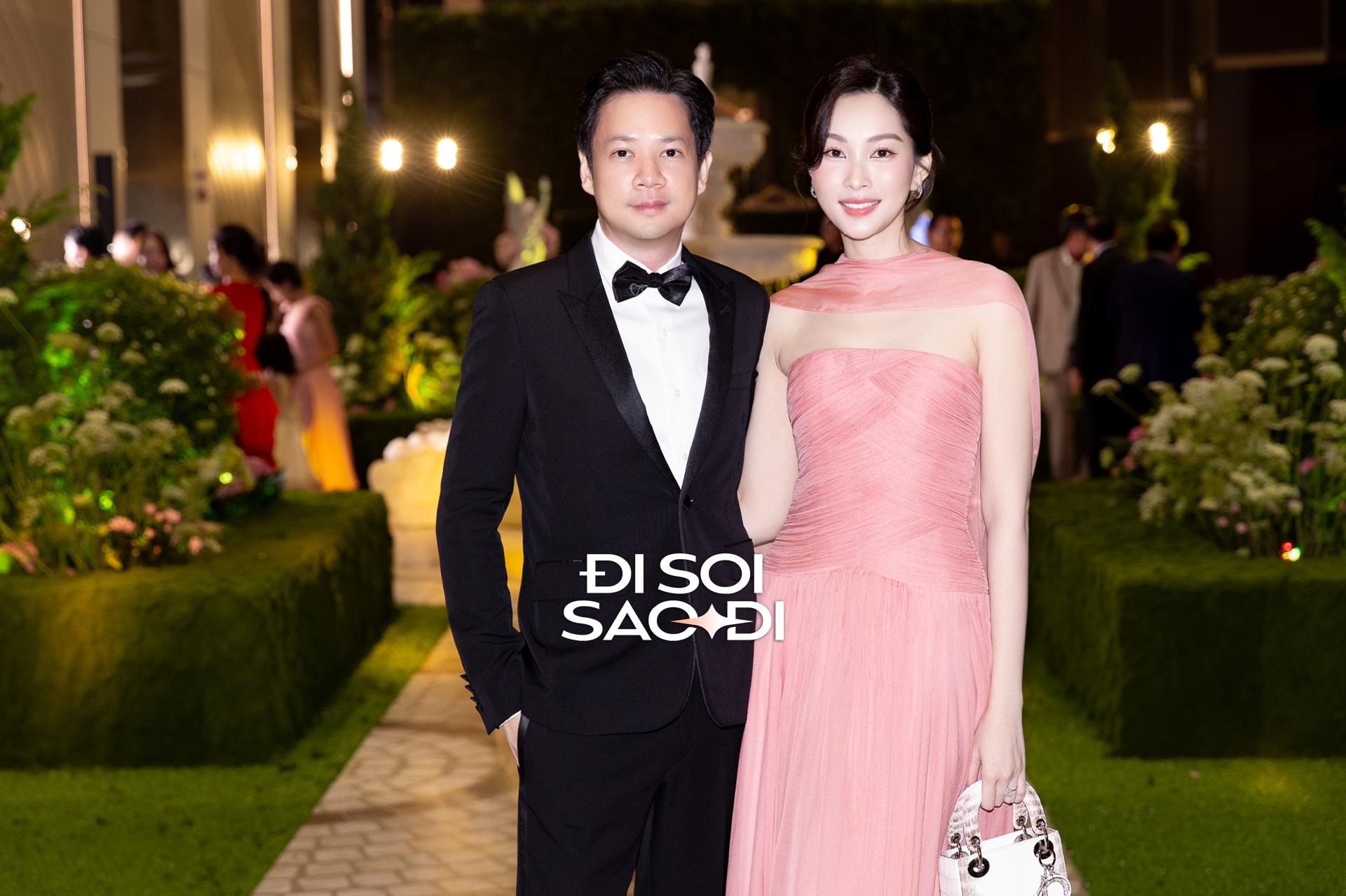 Đặng Thu Thảo hiếm hoi lộ diện trong đ&aacute;m cưới Ti&ecirc;n Nguyễn: Nhan sắc n&agrave;y xứng danh 