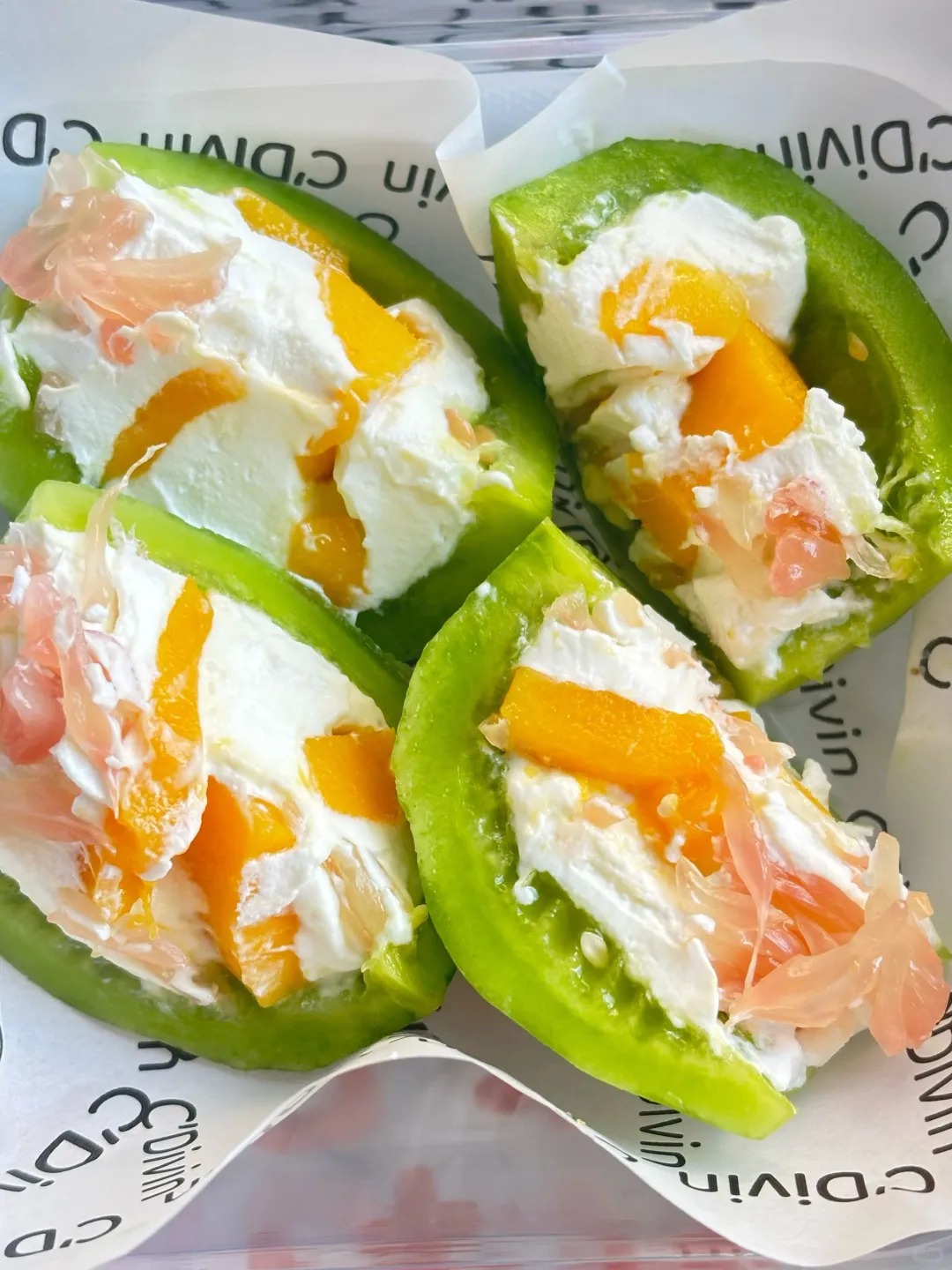 Món tráng miệng làm từ sữa chua "ăn cả vỏ" này khiến chị em mê mệt, thử một miếng là "dính" ngay lập tức!- Ảnh 9.