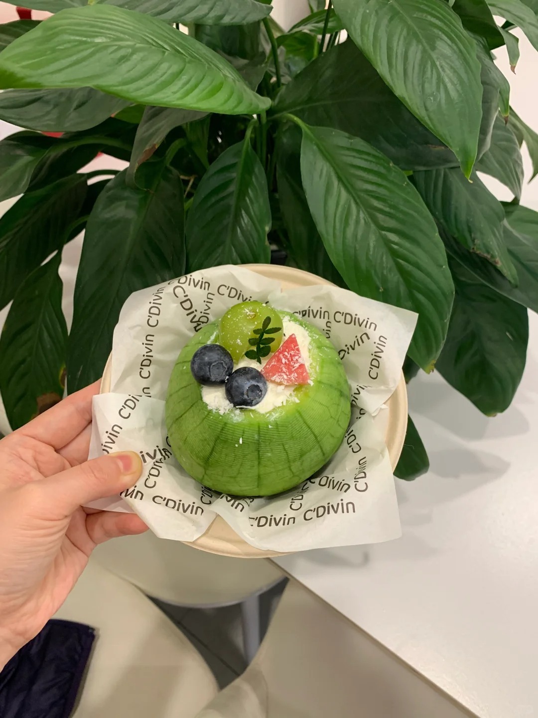 Món tráng miệng làm từ sữa chua "ăn cả vỏ" này khiến chị em mê mệt, thử một miếng là "dính" ngay lập tức!- Ảnh 22.