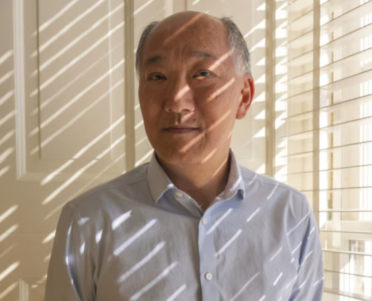 Huyền thoại toán học U60 bỏ sự nghiệp, đầu quân cho 1 startup AI của nữ founder 24 tuổi: Vừa gọi vốn 64 triệu USD, chiêu mộ cả nhân tài của Mark Zuckerberg- Ảnh 2.