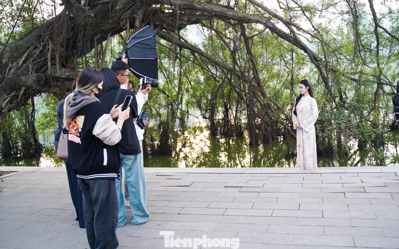 'Nàng thơ' chi tiền triệu chụp ảnh áo dài cuối năm- Ảnh 9.