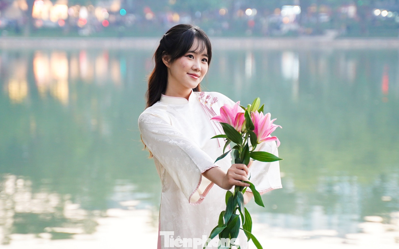 'Nàng thơ' chi tiền triệu chụp ảnh áo dài cuối năm- Ảnh 3.