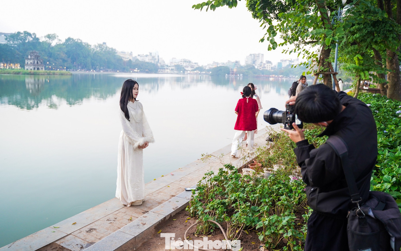 'Nàng thơ' chi tiền triệu chụp ảnh áo dài cuối năm- Ảnh 11.