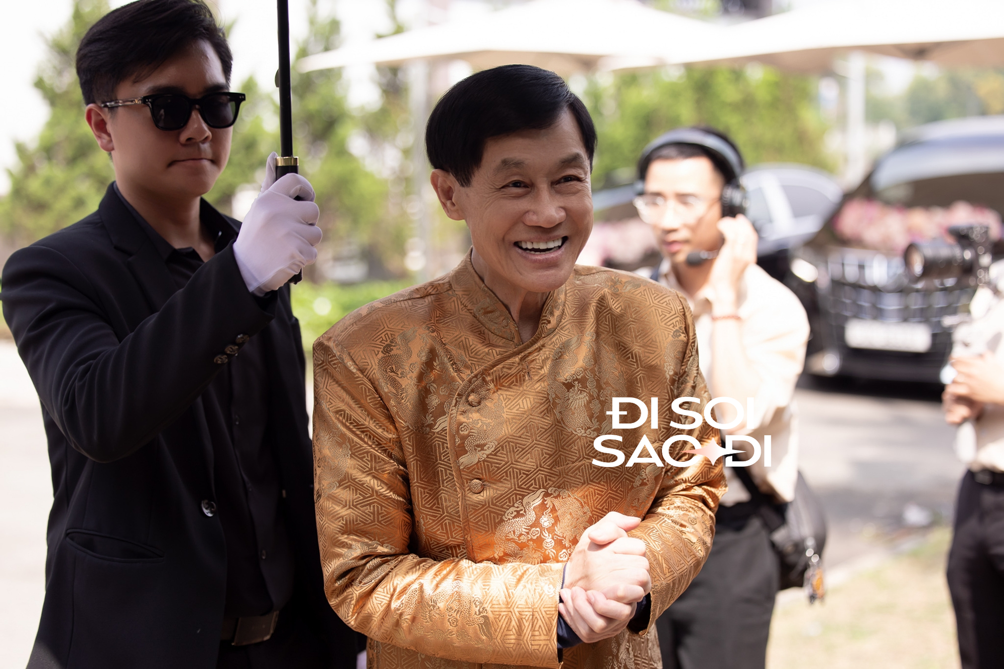 Cô dâu Tiên Nguyễn đẹp miễn chê bên chồng gốc Dubai, soi cận 2 chiếc vòng trên cổ mà loá cả mắt- Ảnh 6.