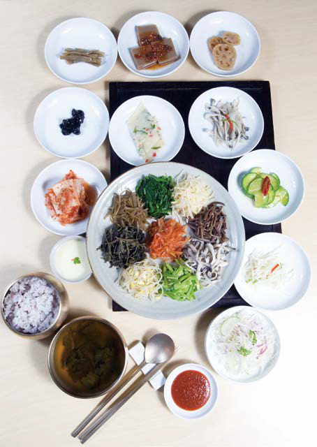 Bỏ túi ngay 3 "thần dược tự nhiên" giúp da căng, dáng khỏe: Bí mật chống lão hóa hiệu quả hơn cả mỹ phẩm đắt tiền!- Ảnh 2.